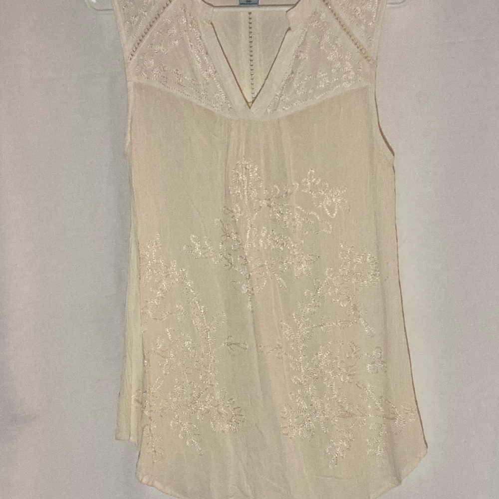 Women’s Cream Embroidered Sleeveless Blouse